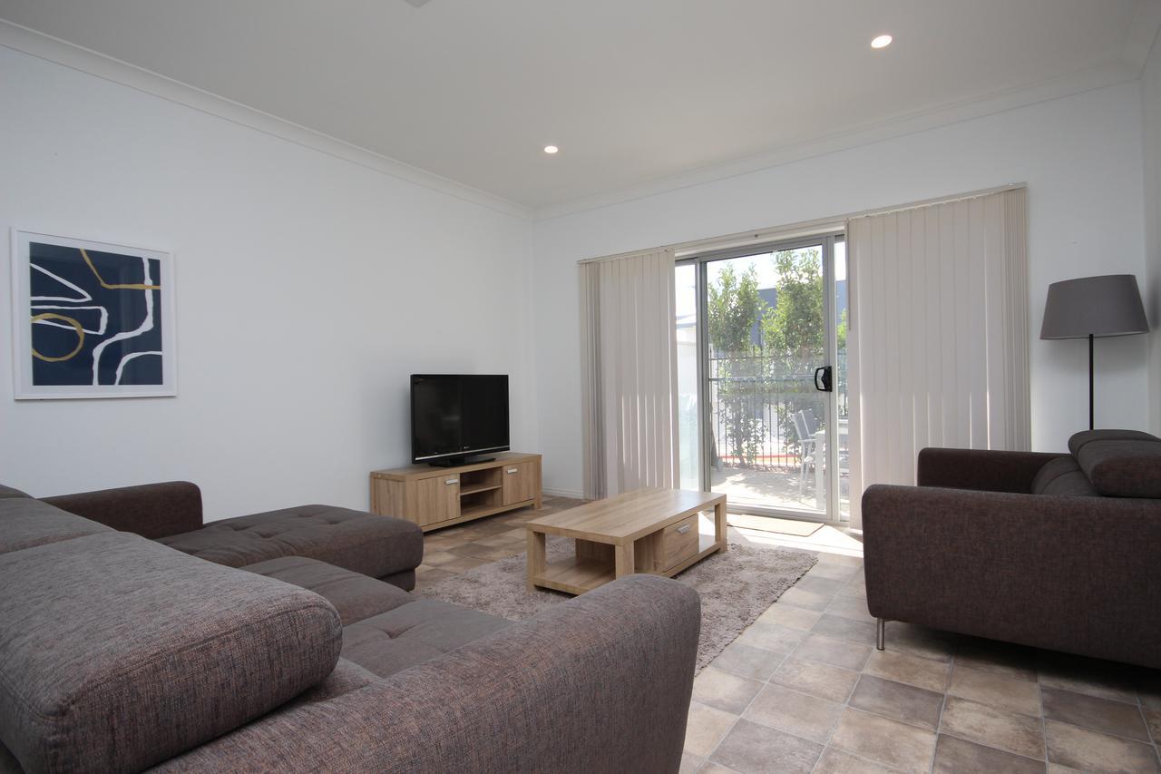 Wallaroo Marina Apartments Екстер'єр фото